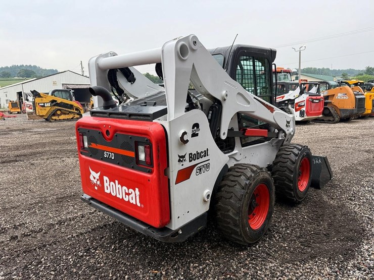 2022-bobcat-s770-image-4