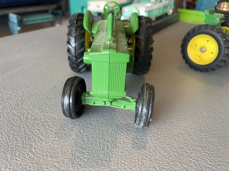 john-deere-16-image-4