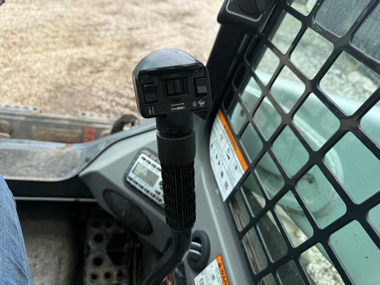 2018-bobcat-s570-image-20
