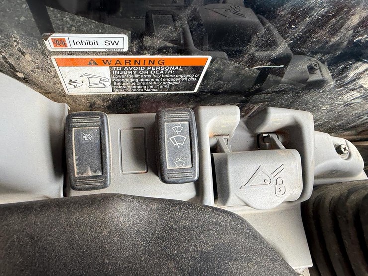 kubota-svl75-2-image-26