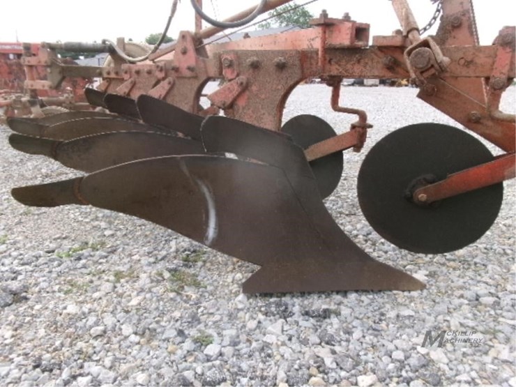 allis-chalmers-4b-3463-image-3