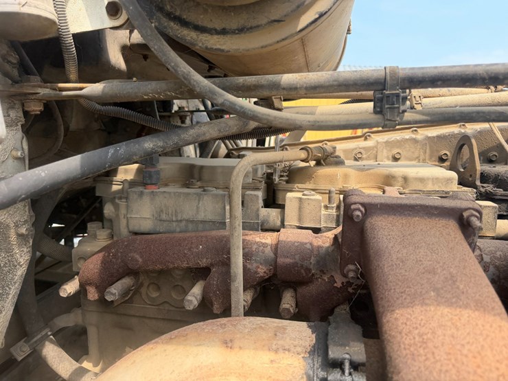 1990-freightliner-fld120-image-60
