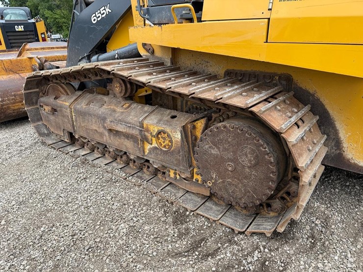 2018-deere-655k-image-18