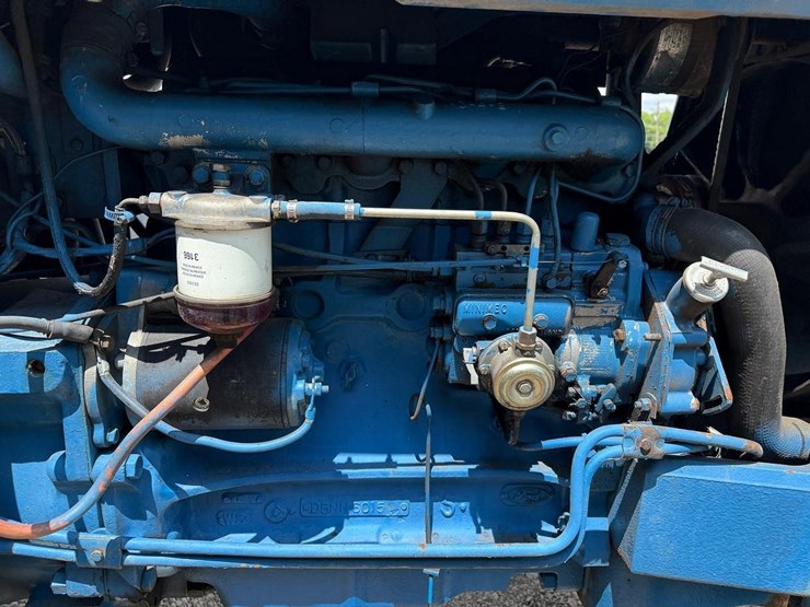 ford-7700-image-10