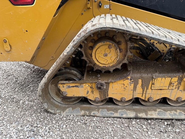 2020-caterpillar-289d3-image-15