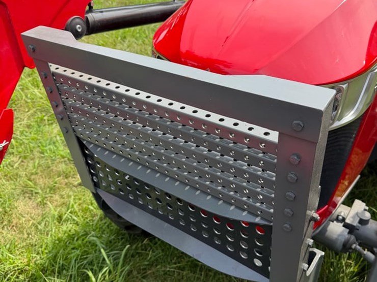 2024-massey-ferguson-1835m-image-48