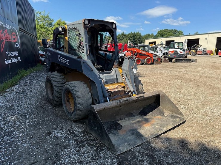 deere-328d-image-6