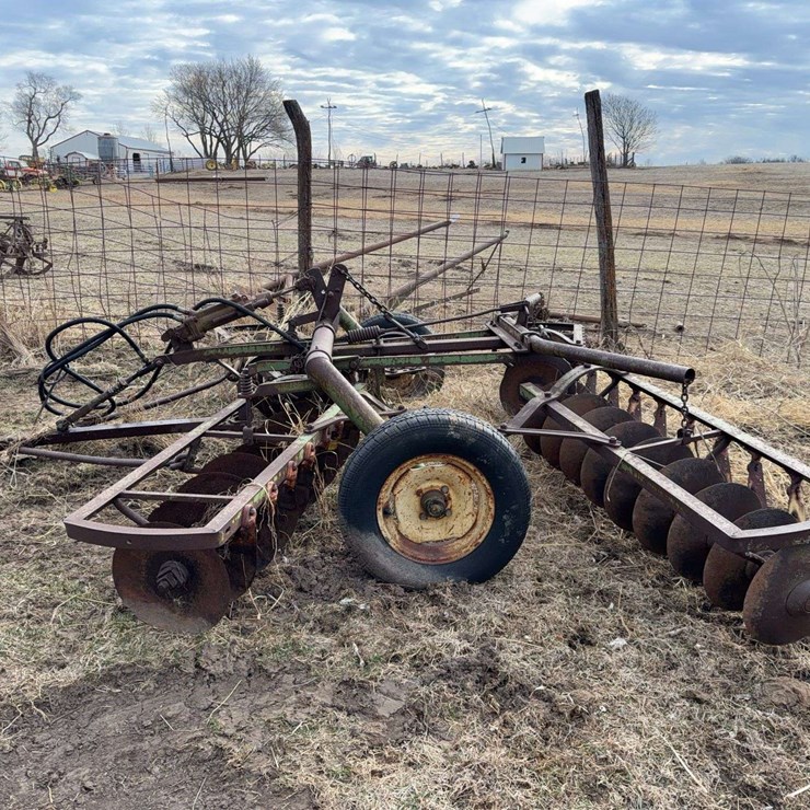 JOHN DEERE 11