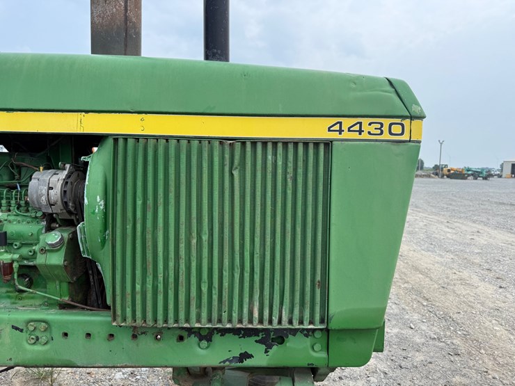 1976-john-deere-4430-image-46