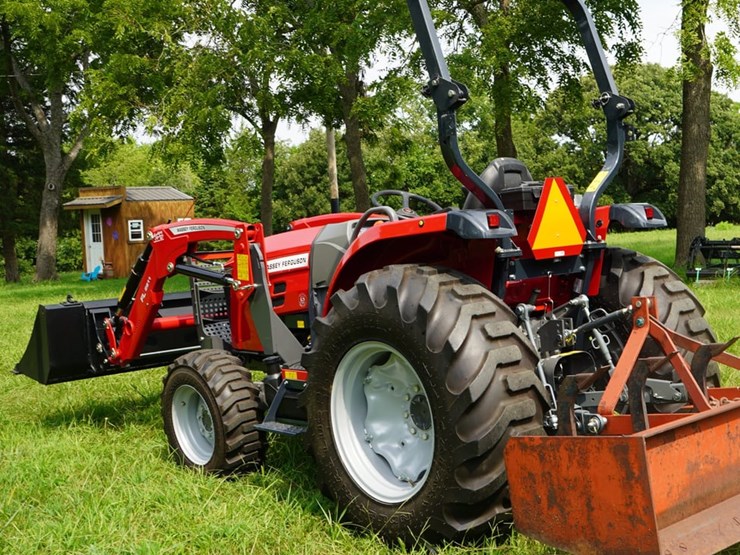 2024-massey-ferguson-1835m-image-6