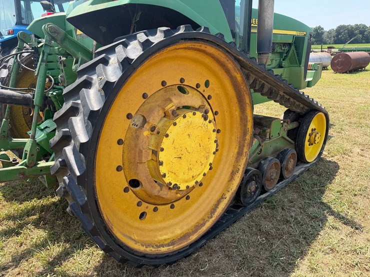 john-deere-8410t-image-16