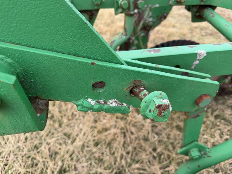 john-deere-555-image-26