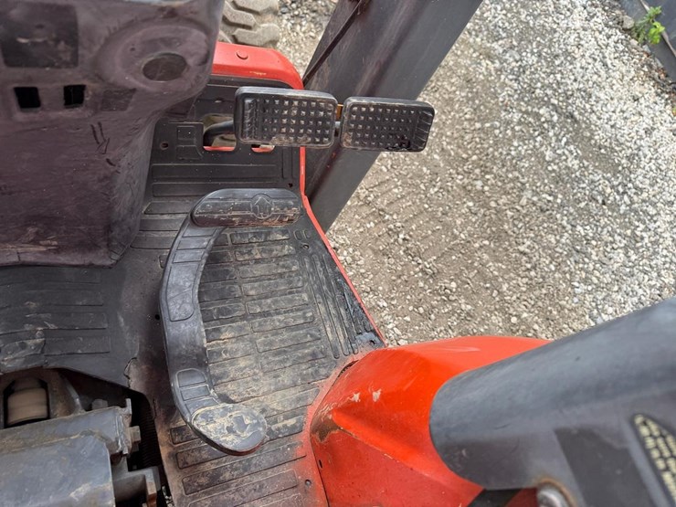 kubota-b26-image-23