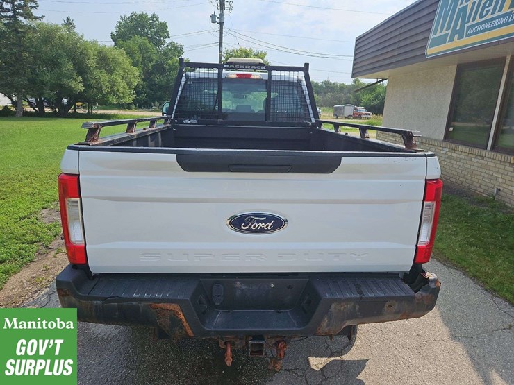 2017-ford-f250-image-8