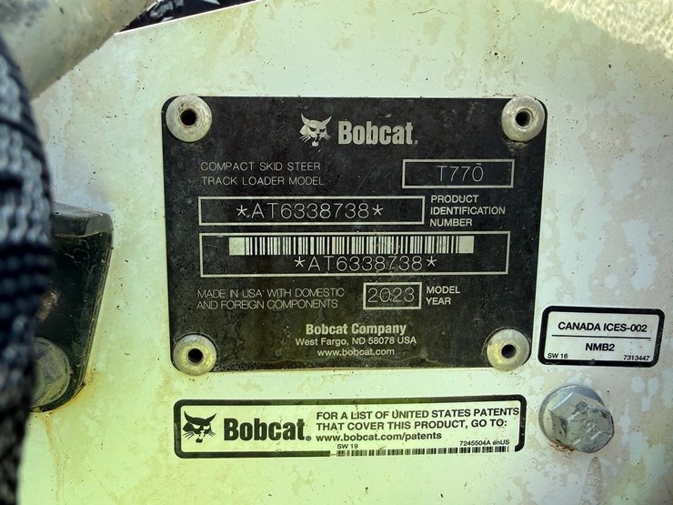2023-bobcat-t770-image-21