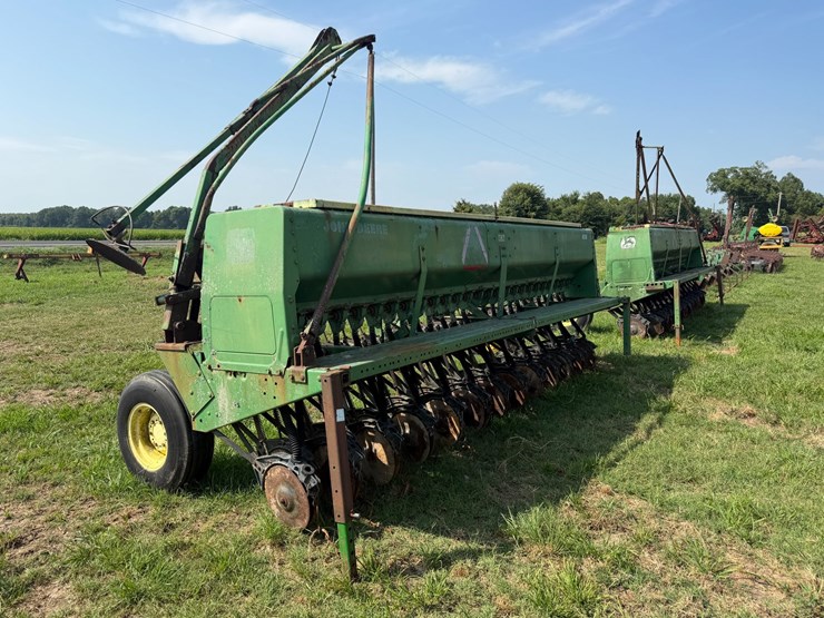 john-deere-15-image-4