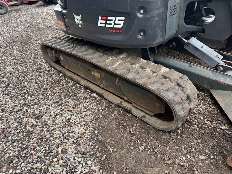 2023-bobcat-e35-image-12