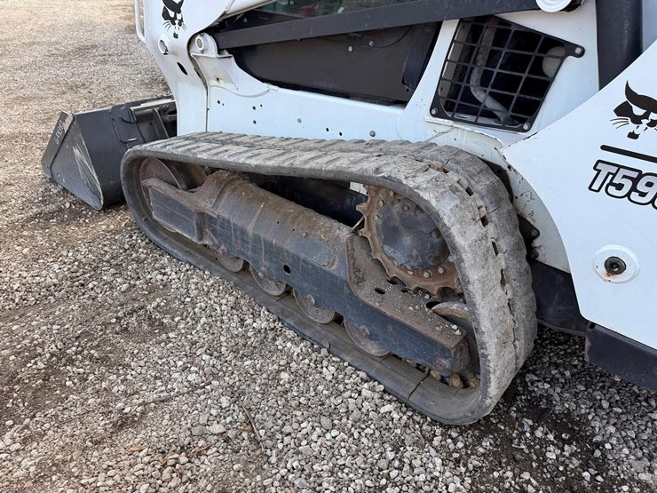 2018-bobcat-t590-image-16