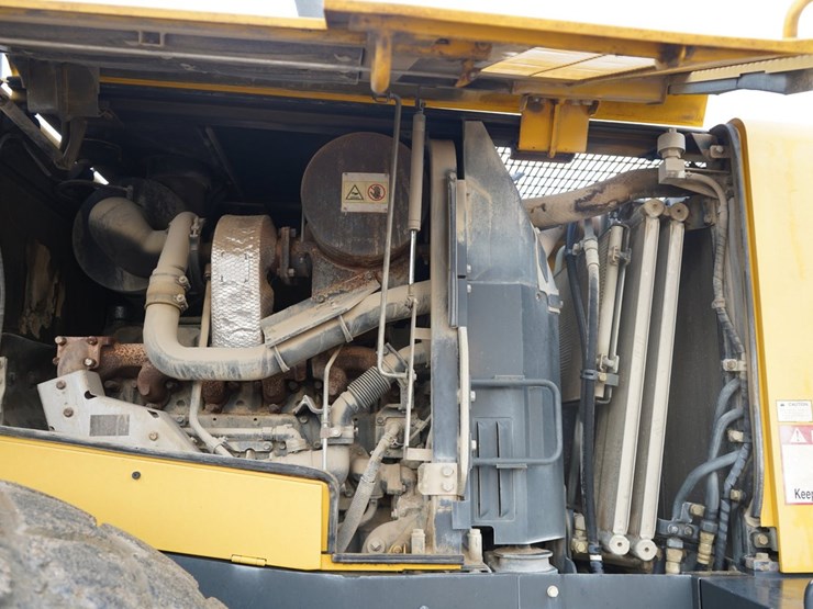 2012-komatsu-wa470-6-image-20