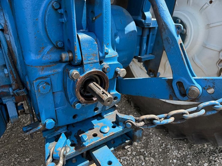 ford-7700-image-14