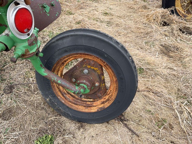 john-deere-555-image-21