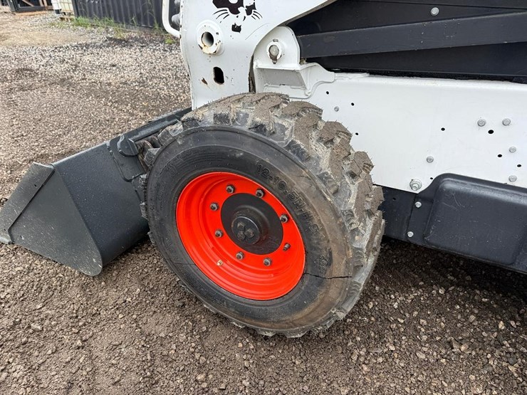 2022-bobcat-s770-image-16