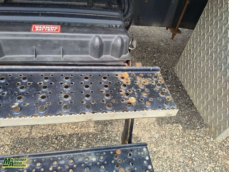international-durastar-4400-image-45