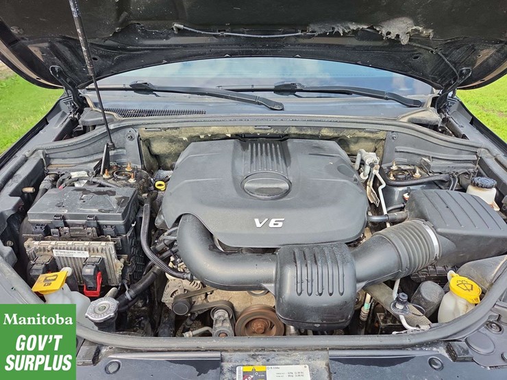 2014-jeep-grand-cherokee-image-35