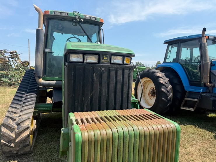 john-deere-8410t-image-42