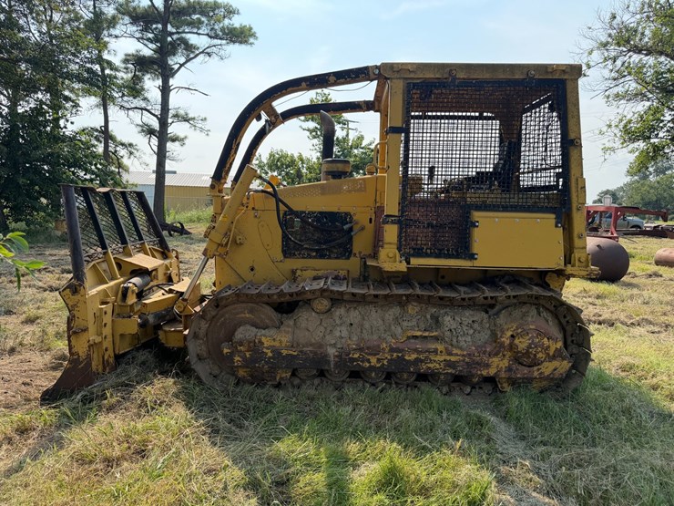 1985-caterpillar-d4e-image-1