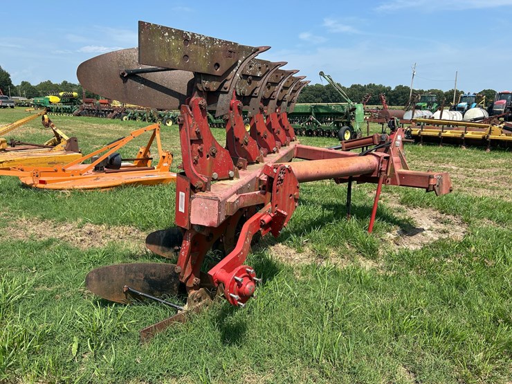 case-ih-165-image-3