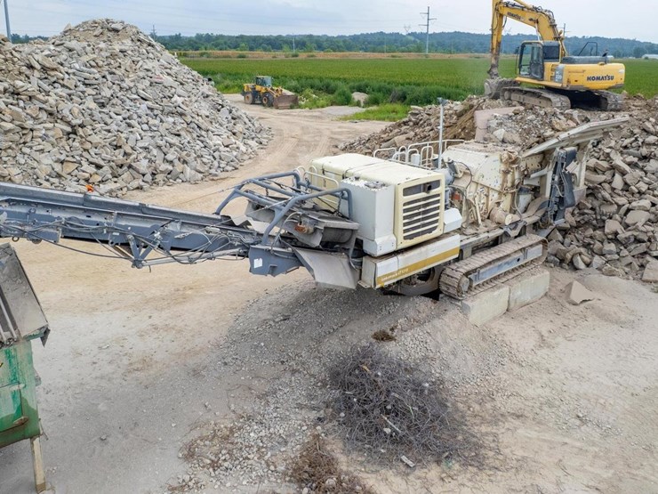 2012-metso-lokotrack-lt1213-tracked-impact-crusher-plant-image-1