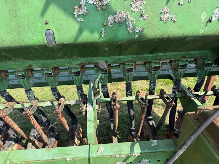 john-deere-15-image-33