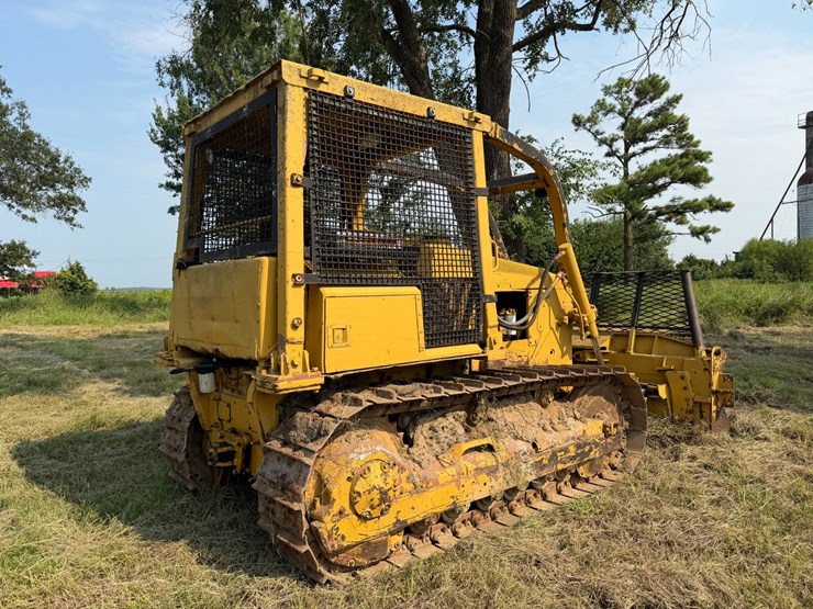 1985-caterpillar-d4e-image-3