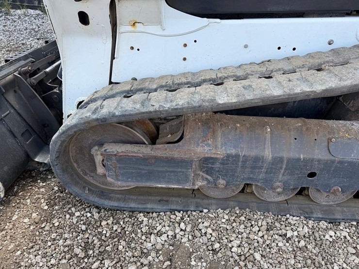 2018-bobcat-t590-image-17