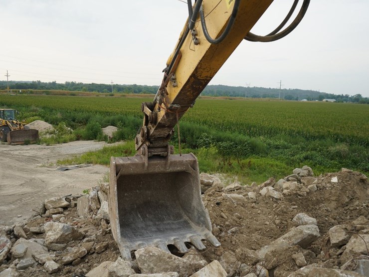 2006-komatsu-pc220-lc-8-image-14
