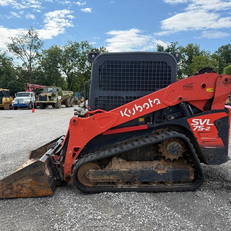 KUBOTA SVL75-2