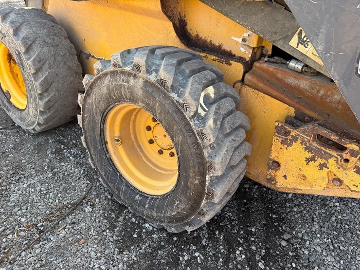 deere-328d-image-15