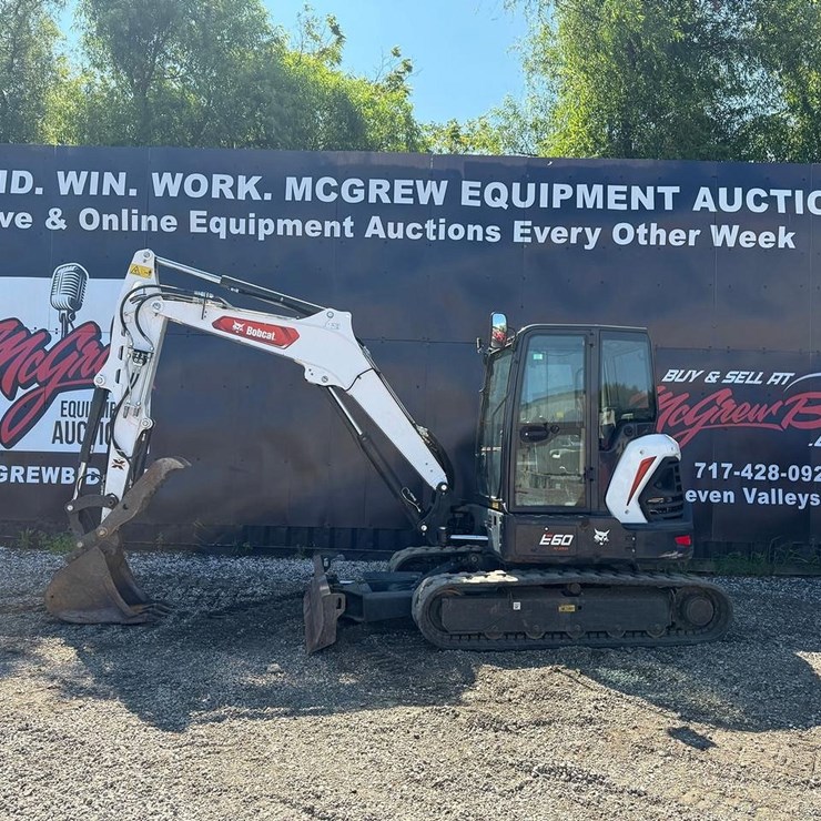 2021 BOBCAT E60