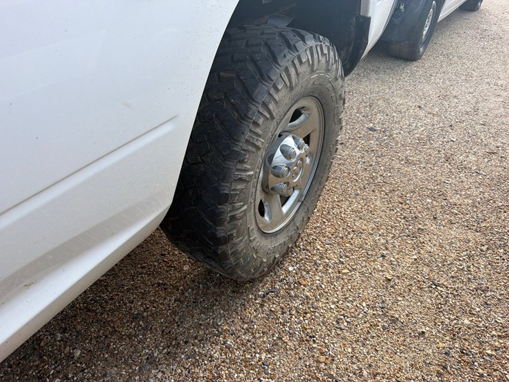 2013-dodge-ram-2500-image-8