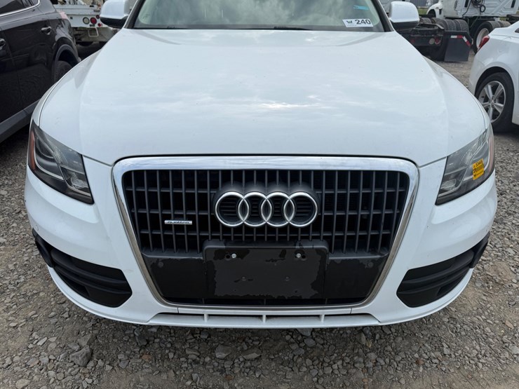 2012-audi-q5-image-58