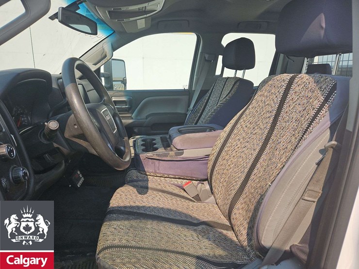2015-gmc-sierra-2500hd-image-13