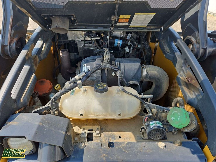 2024-deere-325g-image-13