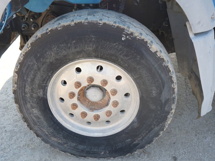 2014-mack-granite-gu713-image-26