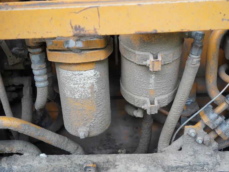 komatsu-d65e-6-image-15