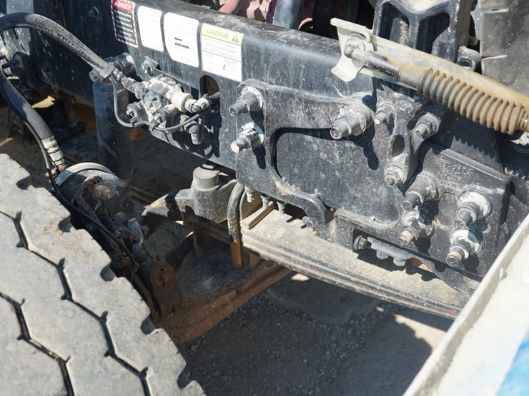 2014-mack-granite-gu713-image-24