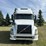 2012-volvo-vnl64t670-image-2