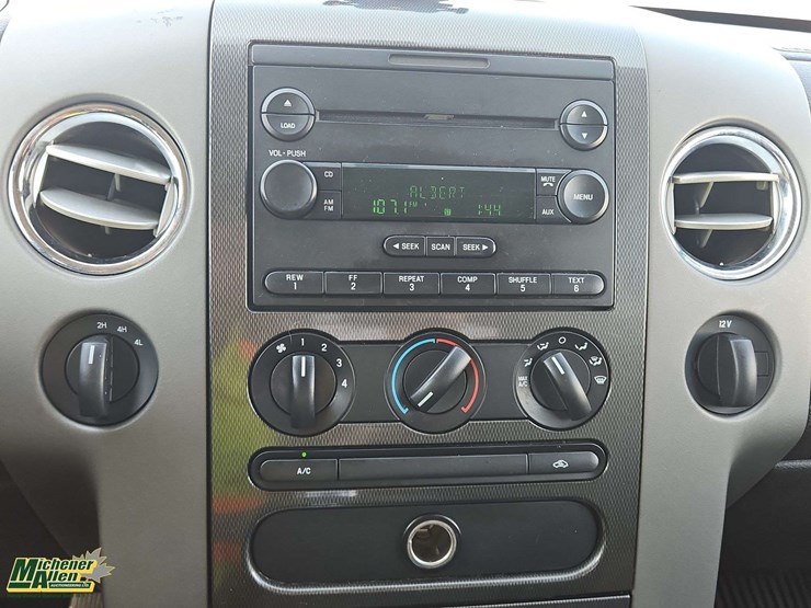2004-ford-f150-image-19