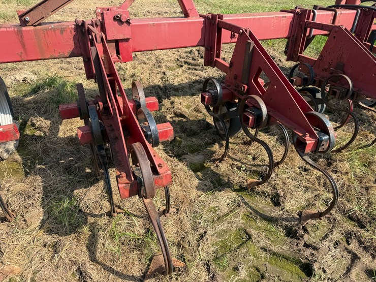 case-ih-183-image-25