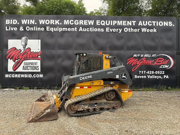 2020-deere-331g-image-1